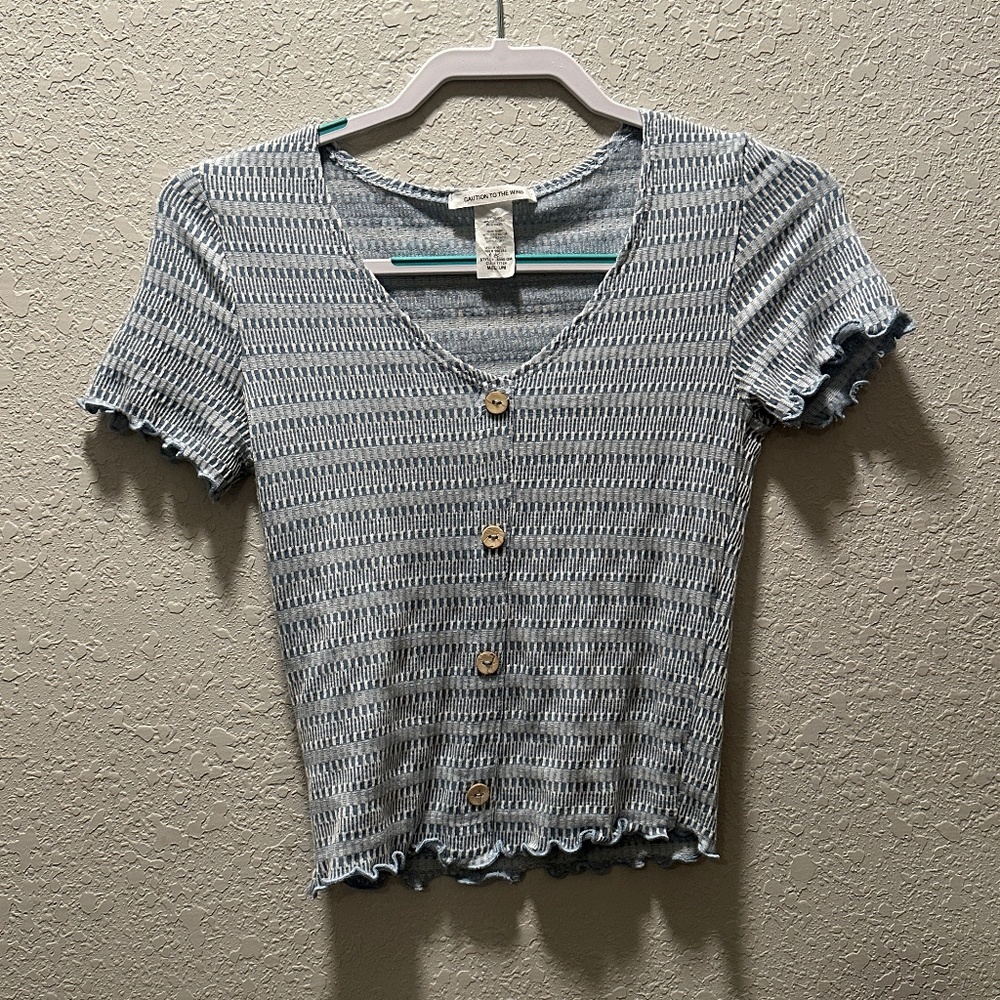 Juniors Caution to the Wind Size medium Cropped top